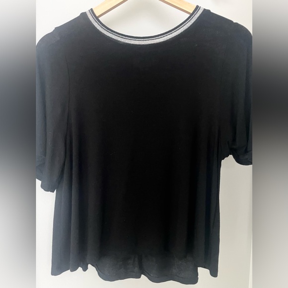 Velvet by Graham and Spencer black t-shirt with silver neck detail XS - Picture 3 of 7
